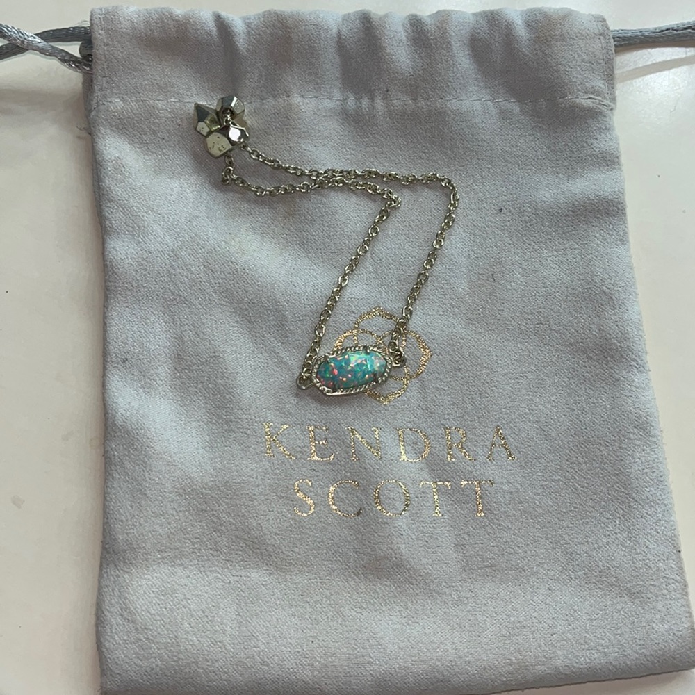 Kendra Scott bracelet